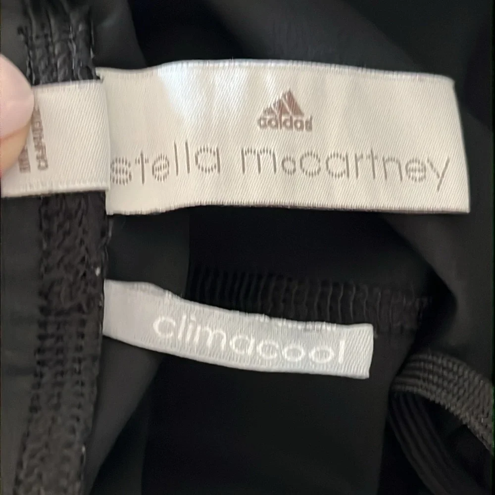 adidas these sleek